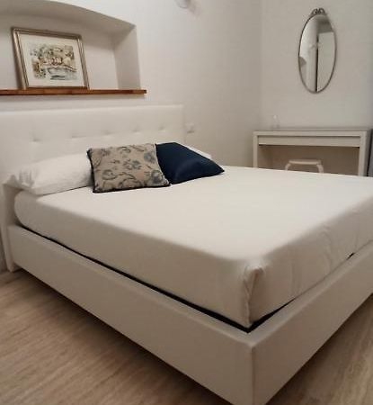 Apartmán Dimora Tra Ciuchi E Poeti LʼAquila Exteriér fotografie